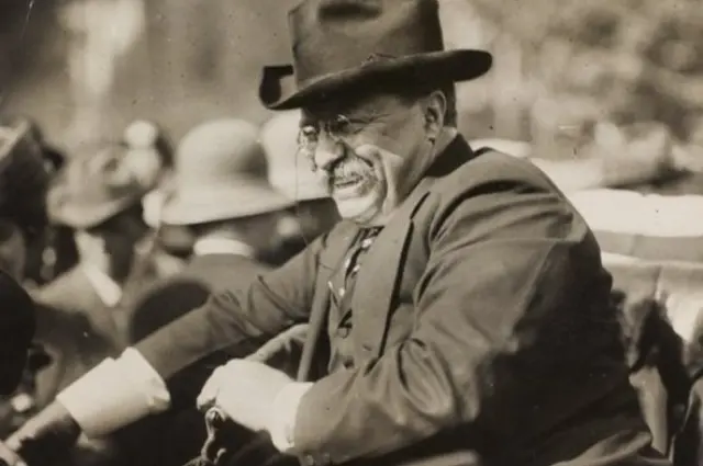 TR